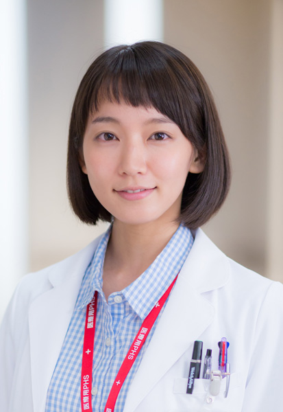 田丸綾香　　　（吉岡里帆）-(2)